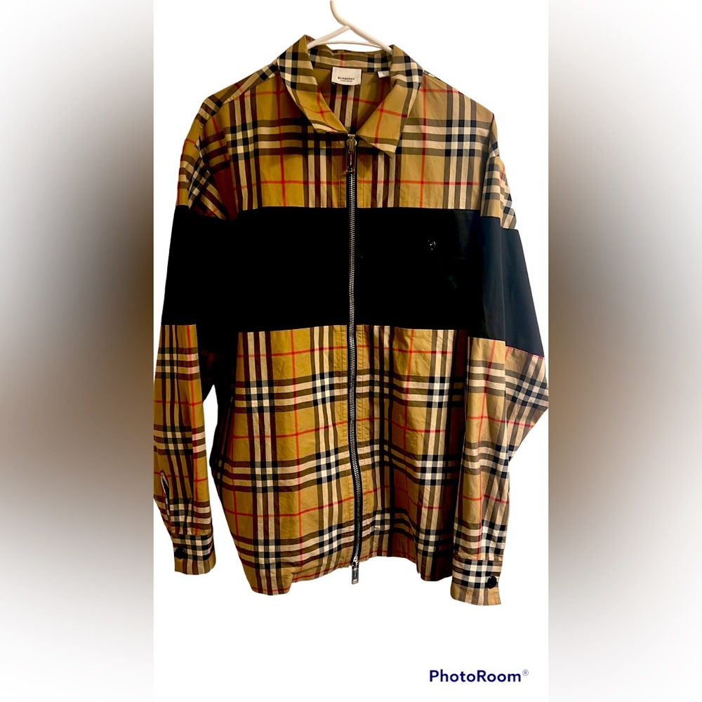 Burberry Zip up Jacket